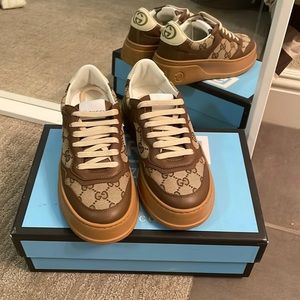 Gucci sneakers